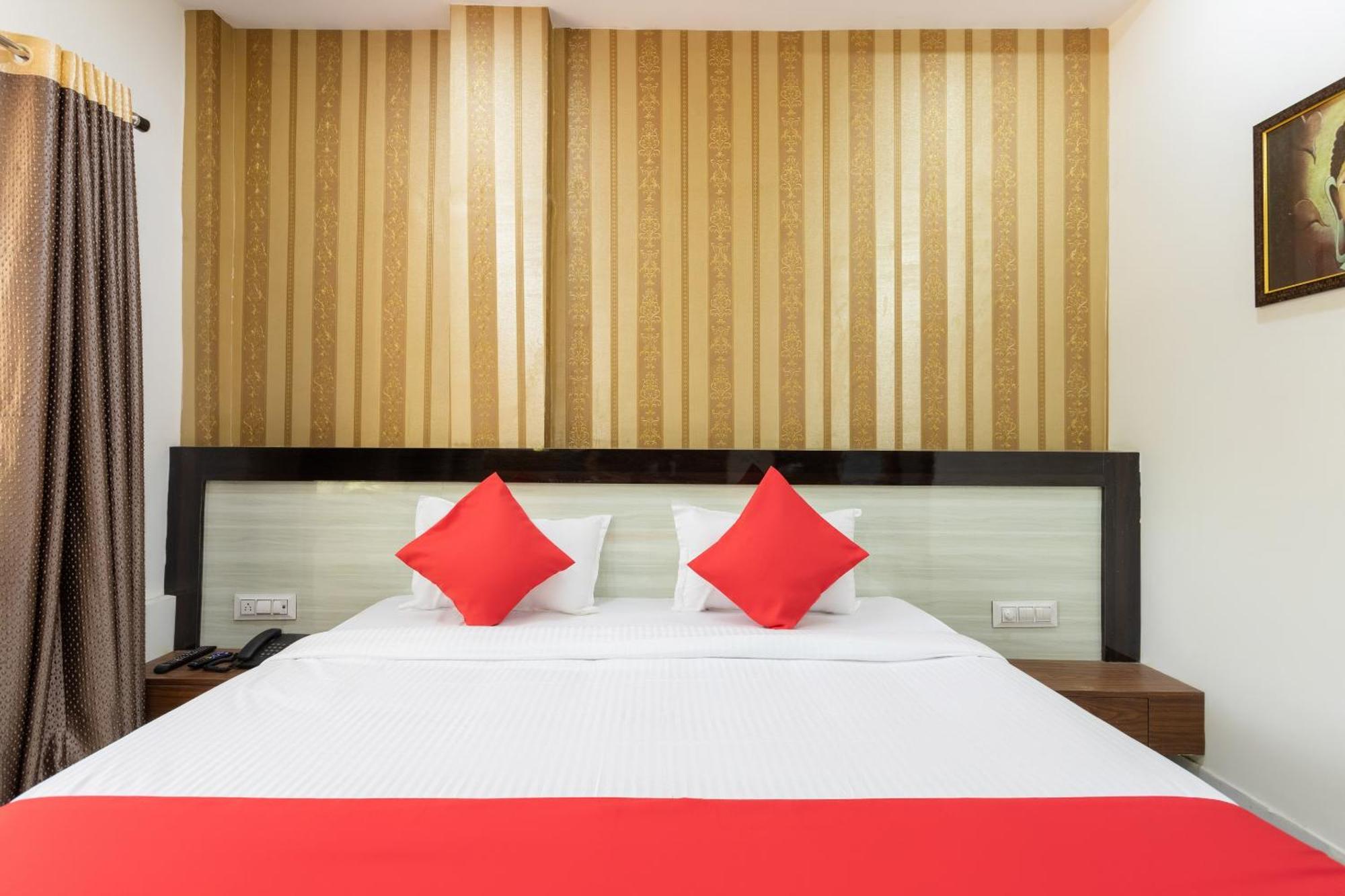 Hotel O Savitri Regency Bhopal Luaran gambar
